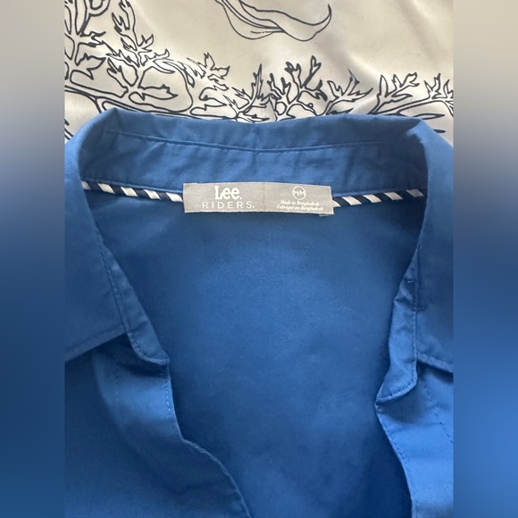 Lee Riders Deep Blue Button-Up Shirt - Picture 3 of 3